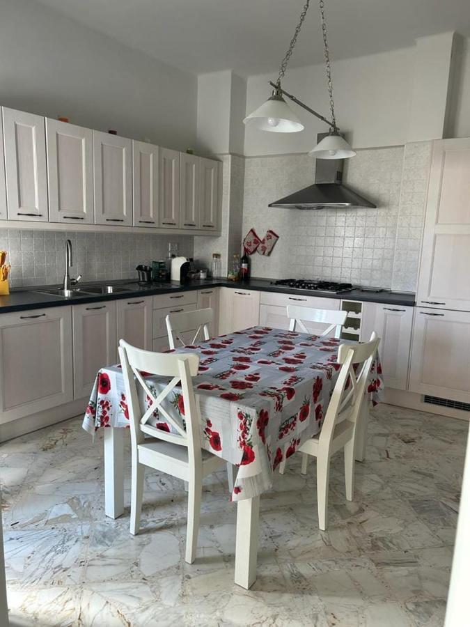 Am Apartment Turi Luaran gambar